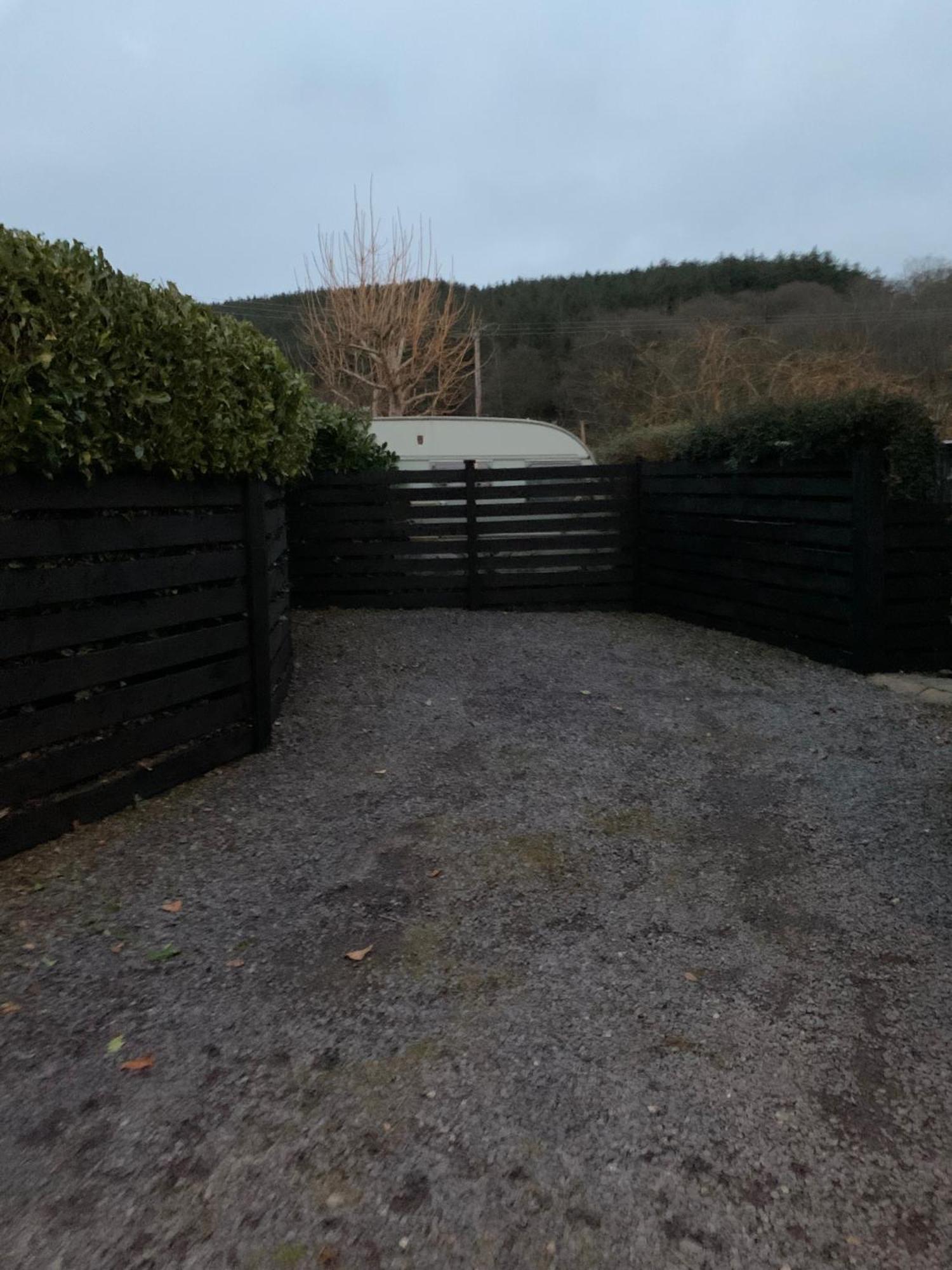 Stunning 2-Bed Cabin In Nantglyn Denbigh Exterior foto